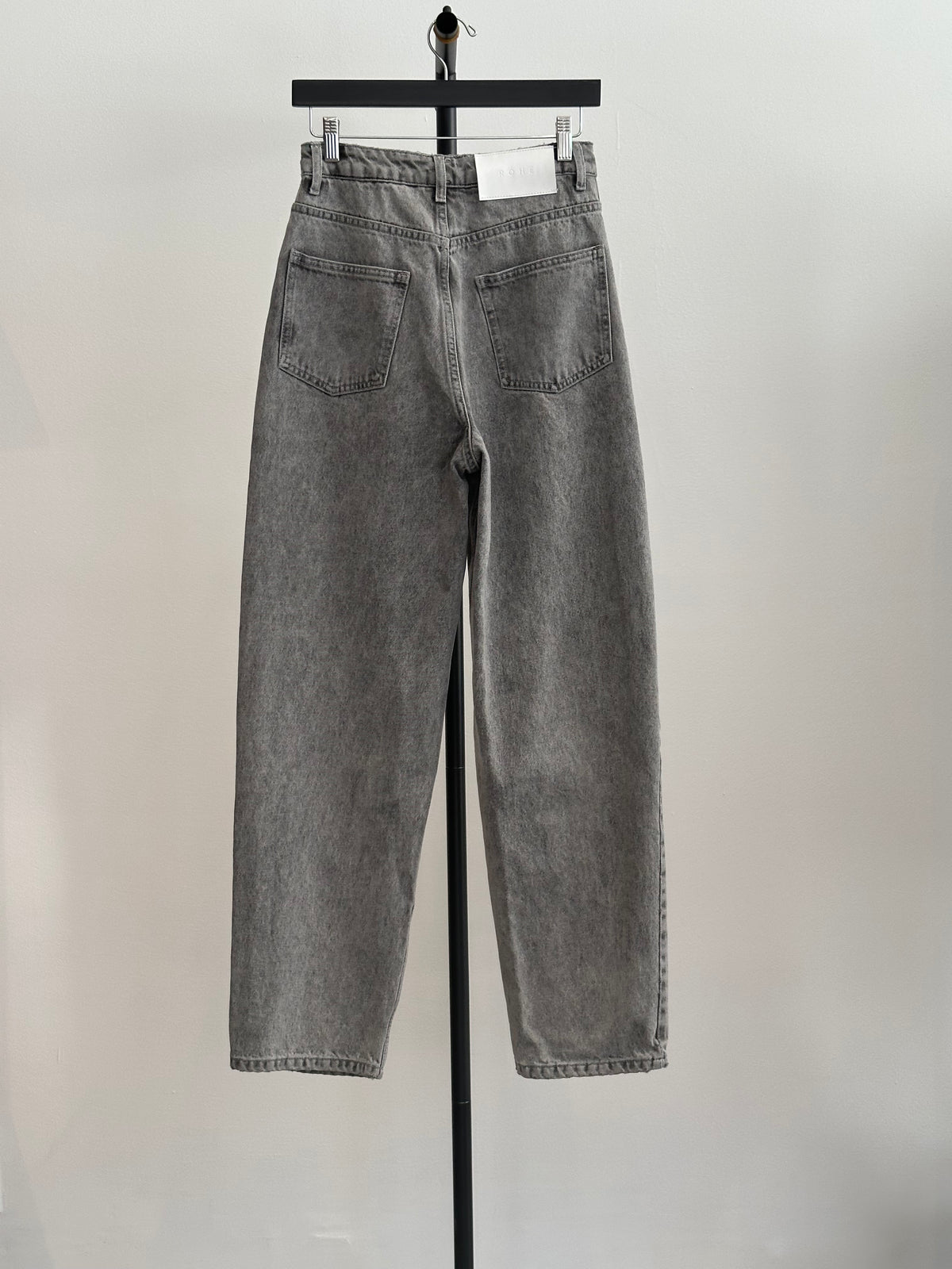 Rohe Barrel Leg Gray Wash Jeans, Sz M