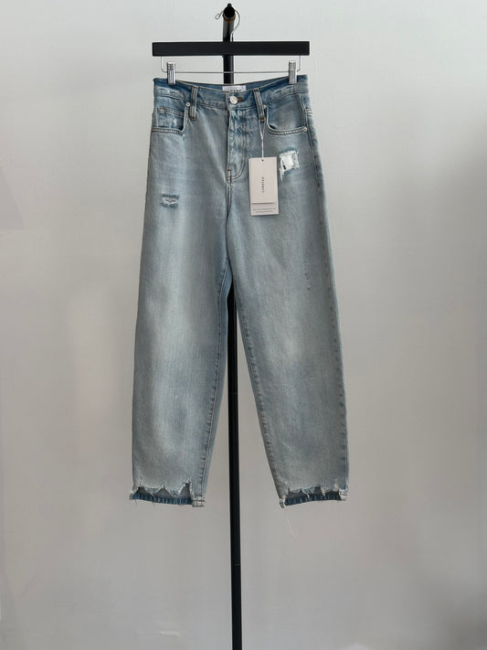 Frame Barrel Leg Jeans